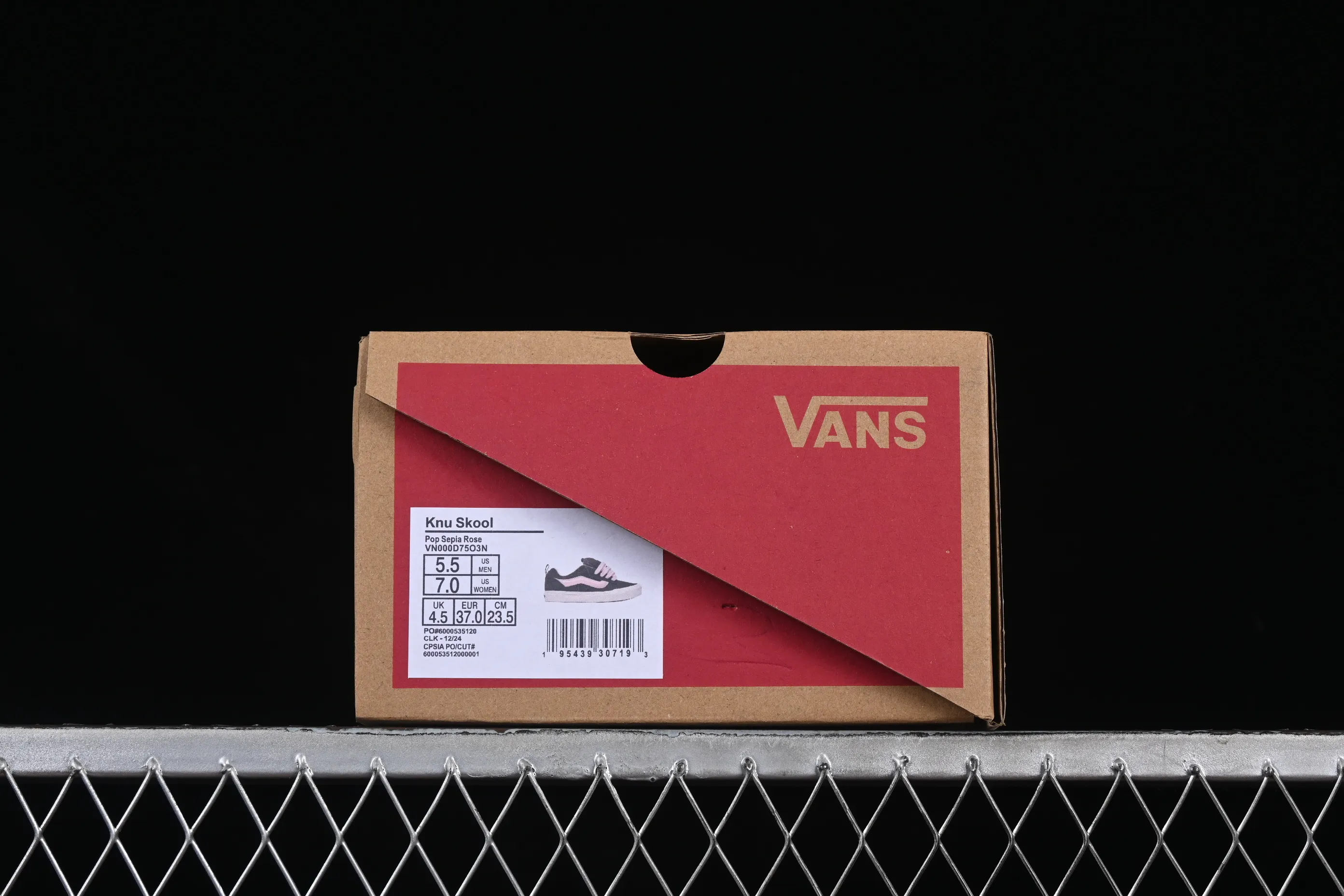 All categories Vans Vans series Vans Low Vans low-top Vans Knu Skool Vans low-top retro casual fat bread shoes VN000D75O3N